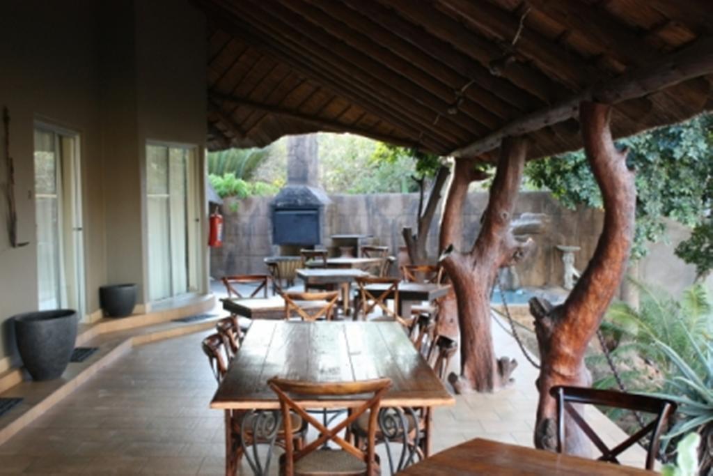 Croc River Lodge Komatipoort Exterior photo