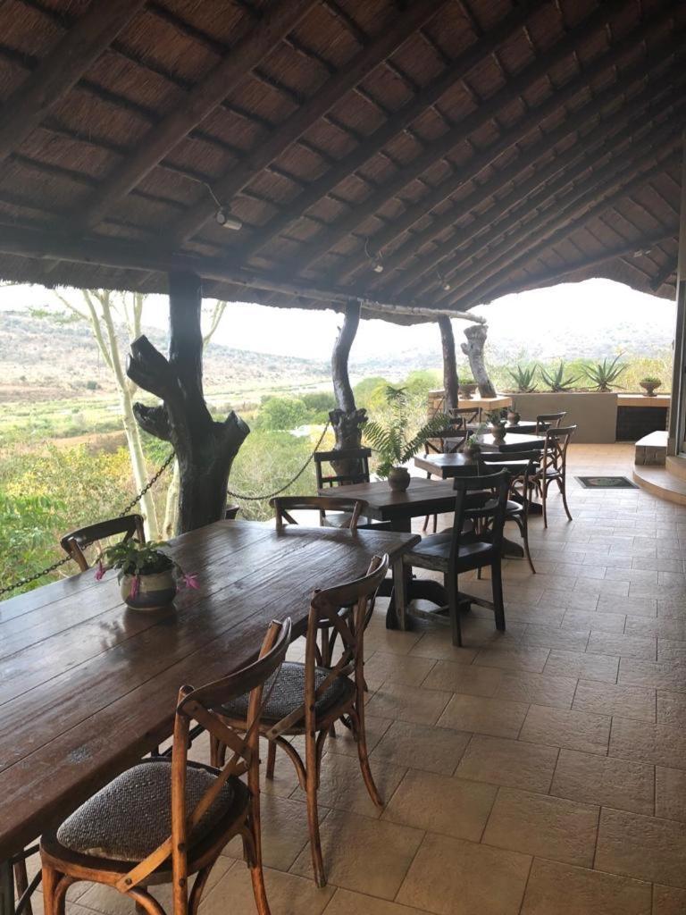 Croc River Lodge Komatipoort Exterior photo